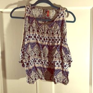 H and M  Patterned top